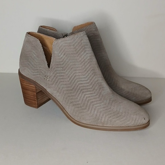 Lucky Brand Shoes - Lucky Brand Taupe Suede Ankle‎ Boots Women's 7.5 Side Zip Block Heel